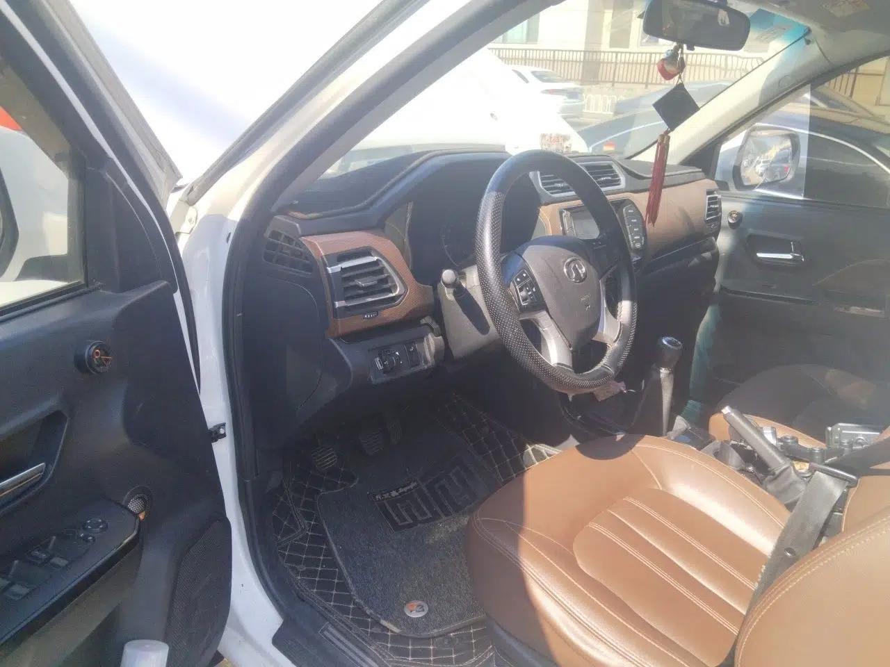 Great Wall Wingle 6 2017 2.4L Gasoline 4x4 Navigation Model 4G69 — миниатюра 16