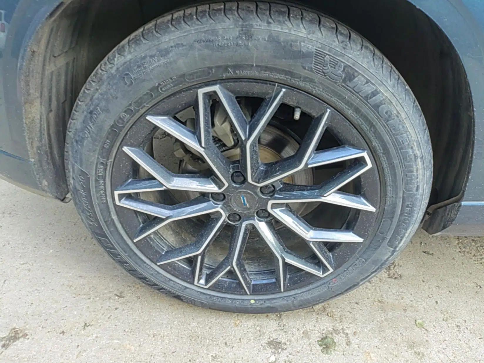 CHANGAN OSHAN Z6 New Energy 2022 Blue Whale iDD 150KM Flagship PLUS Smart Parking Edition — миниатюра 11