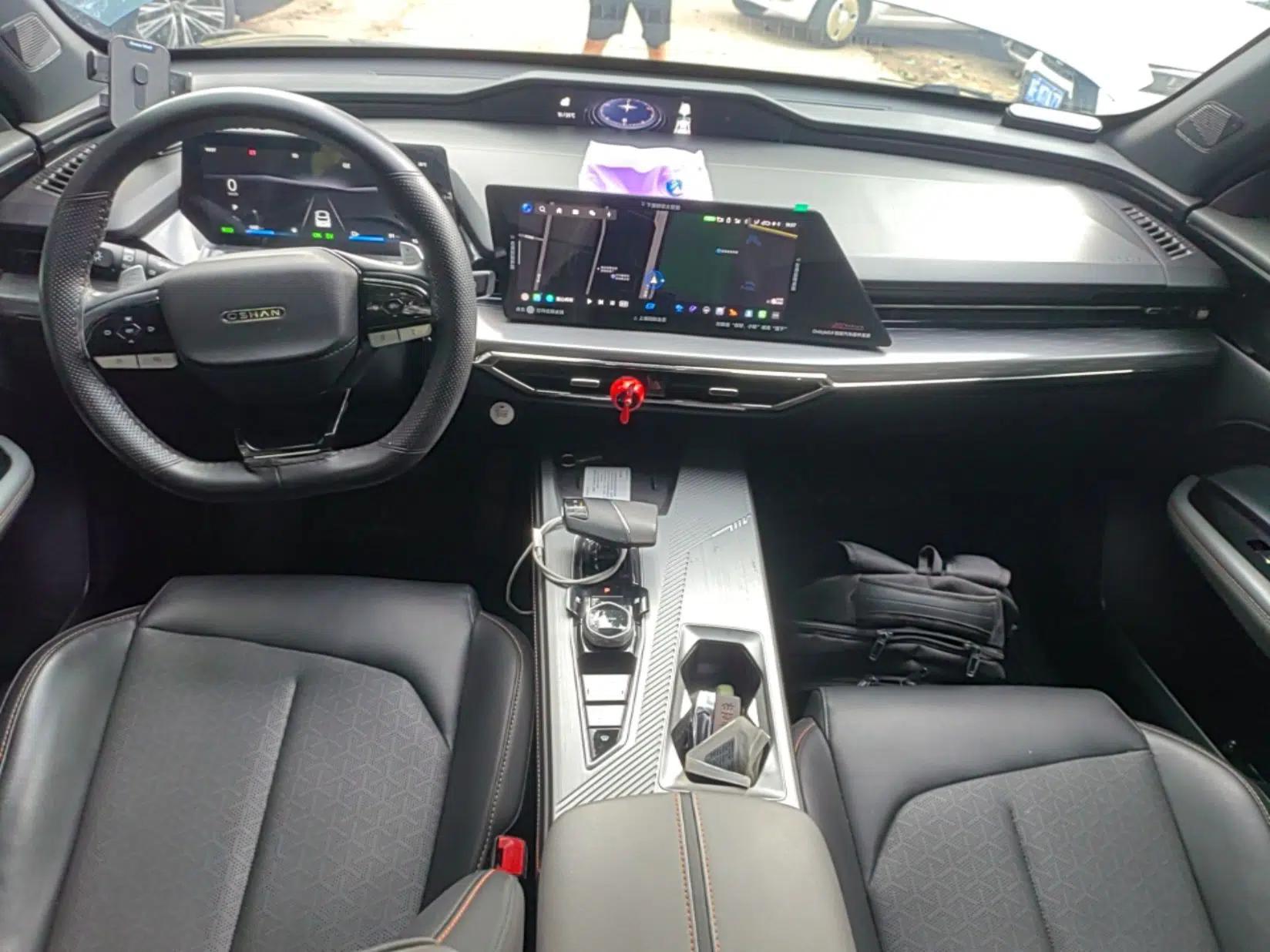 CHANGAN OSHAN Z6 New Energy 2022 Blue Whale iDD 150KM Flagship PLUS Smart Parking Edition — миниатюра 12