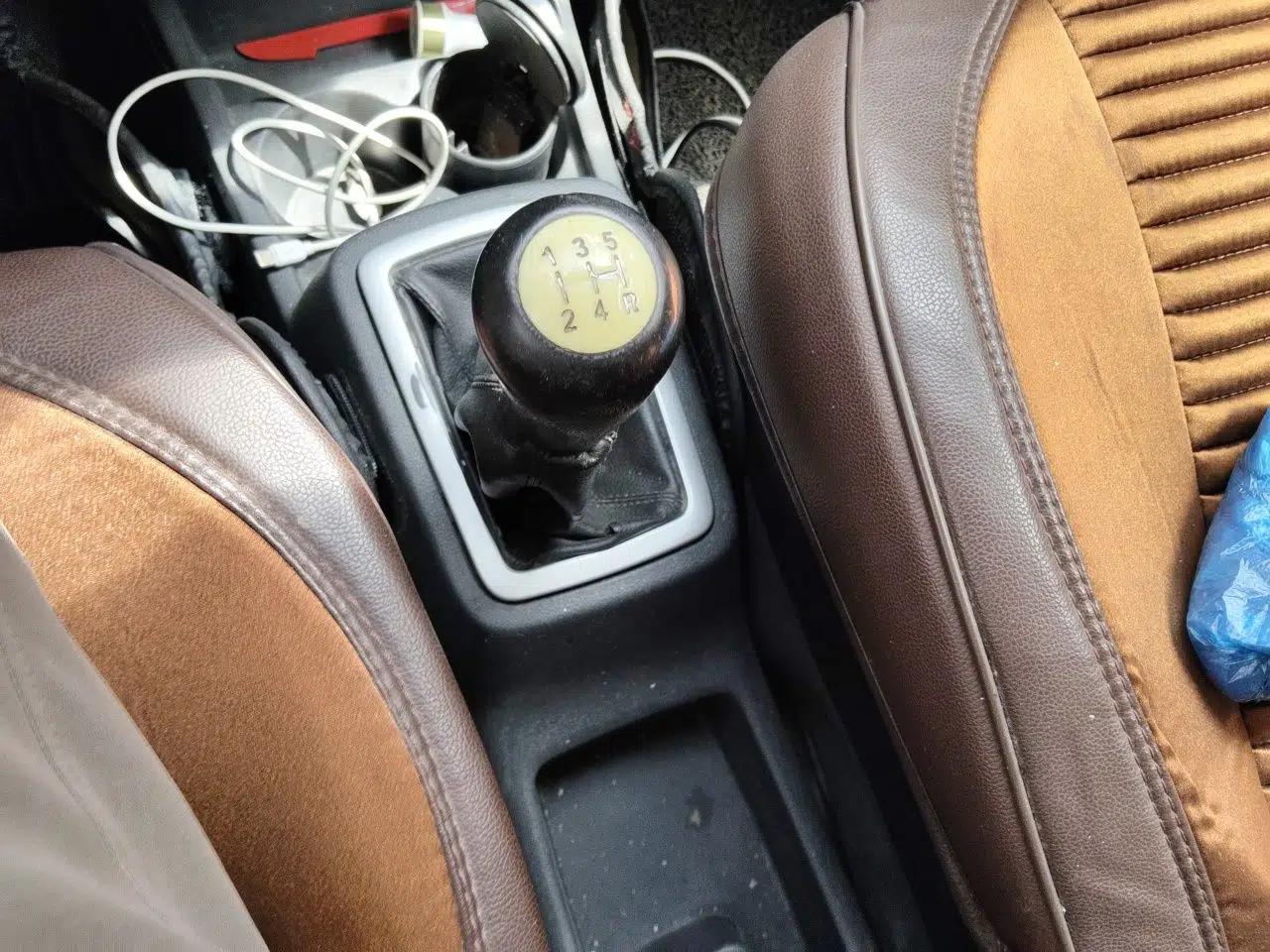 CHANGAN OSHAN Olisway 2013 1.2L Manual Elite Model — миниатюра 14
