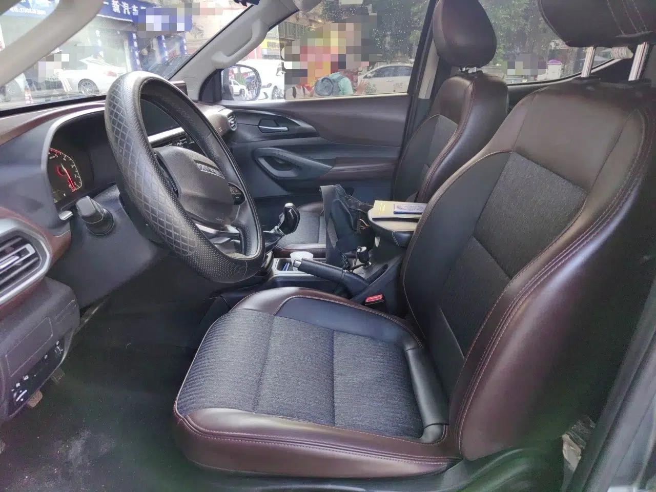 CHANGAN KAICHENG F70 2022 2.5T Diesel Manual 4x4 Excellence Edition Long Wheelbase JE4D25Q6A — миниатюра 15