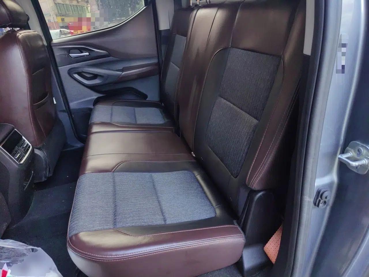CHANGAN KAICHENG F70 2022 2.5T Diesel Manual 4x4 Excellence Edition Long Wheelbase JE4D25Q6A — миниатюра 17