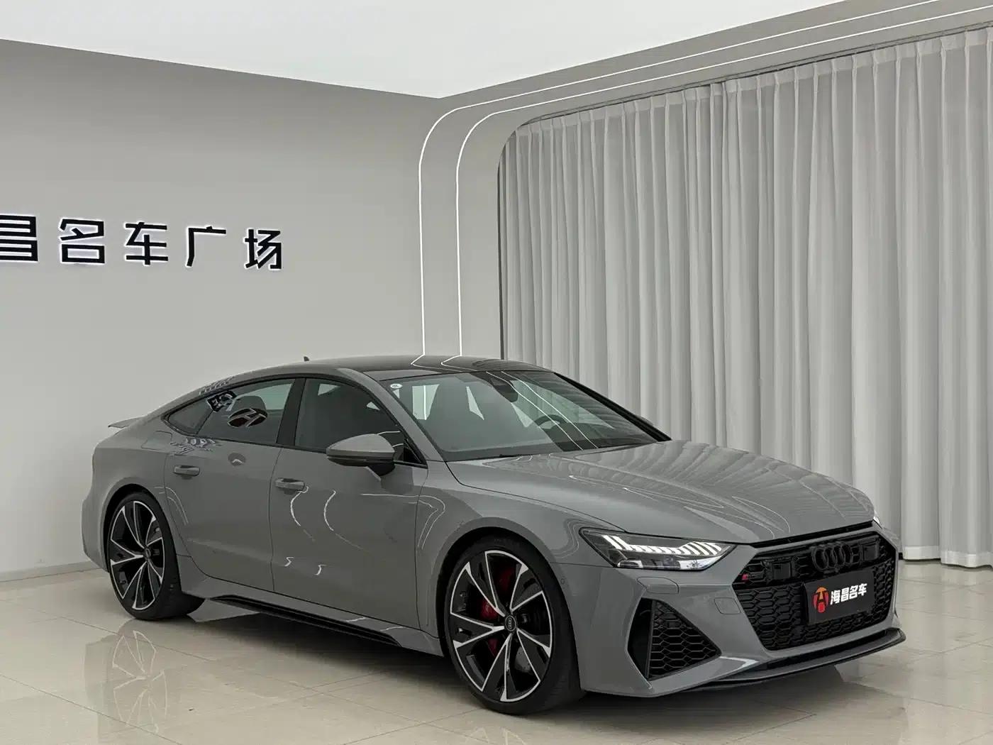 2024 Audi RS 7 RS 7 4.0T Sportback Performance — миниатюра 3