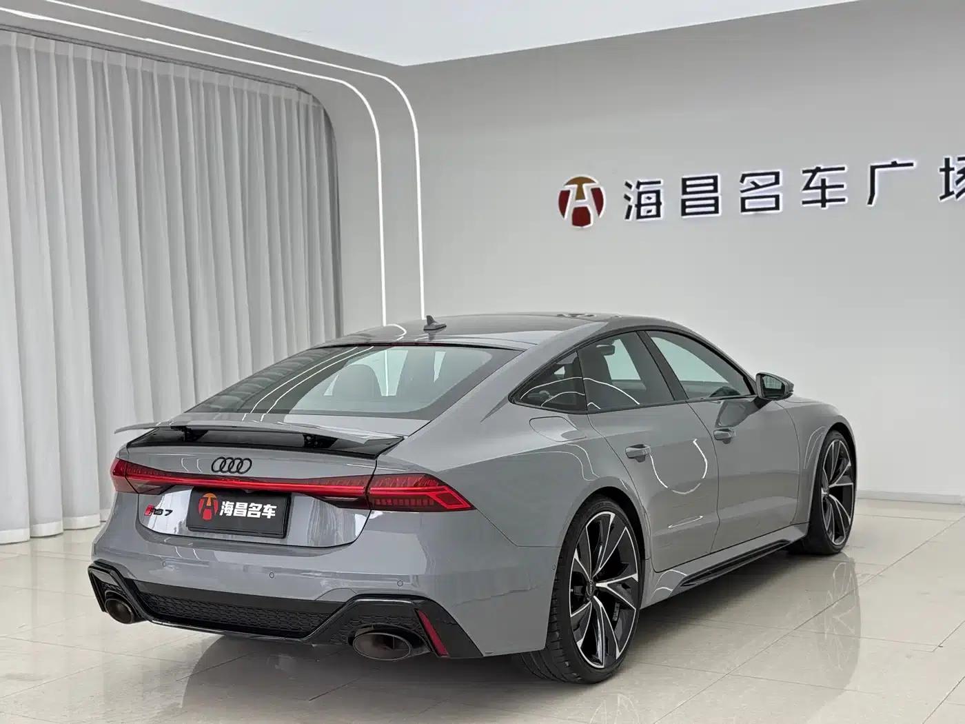 2024 Audi RS 7 RS 7 4.0T Sportback Performance — миниатюра 9