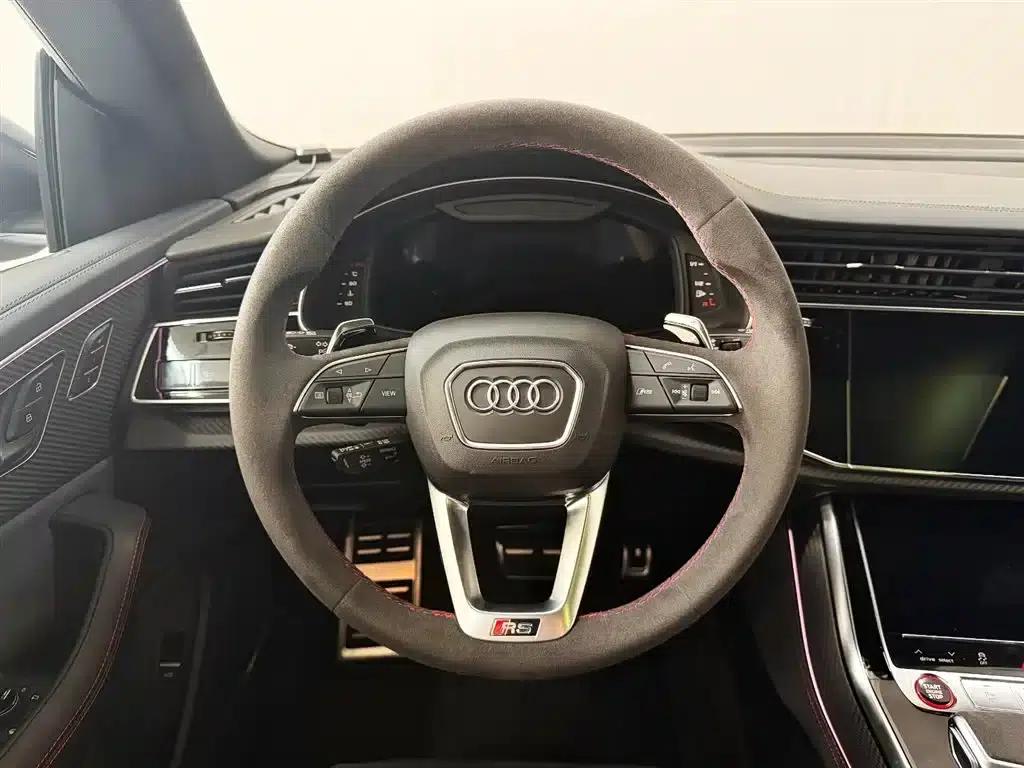 2022 Audi RS Q8 4.0T — миниатюра 11