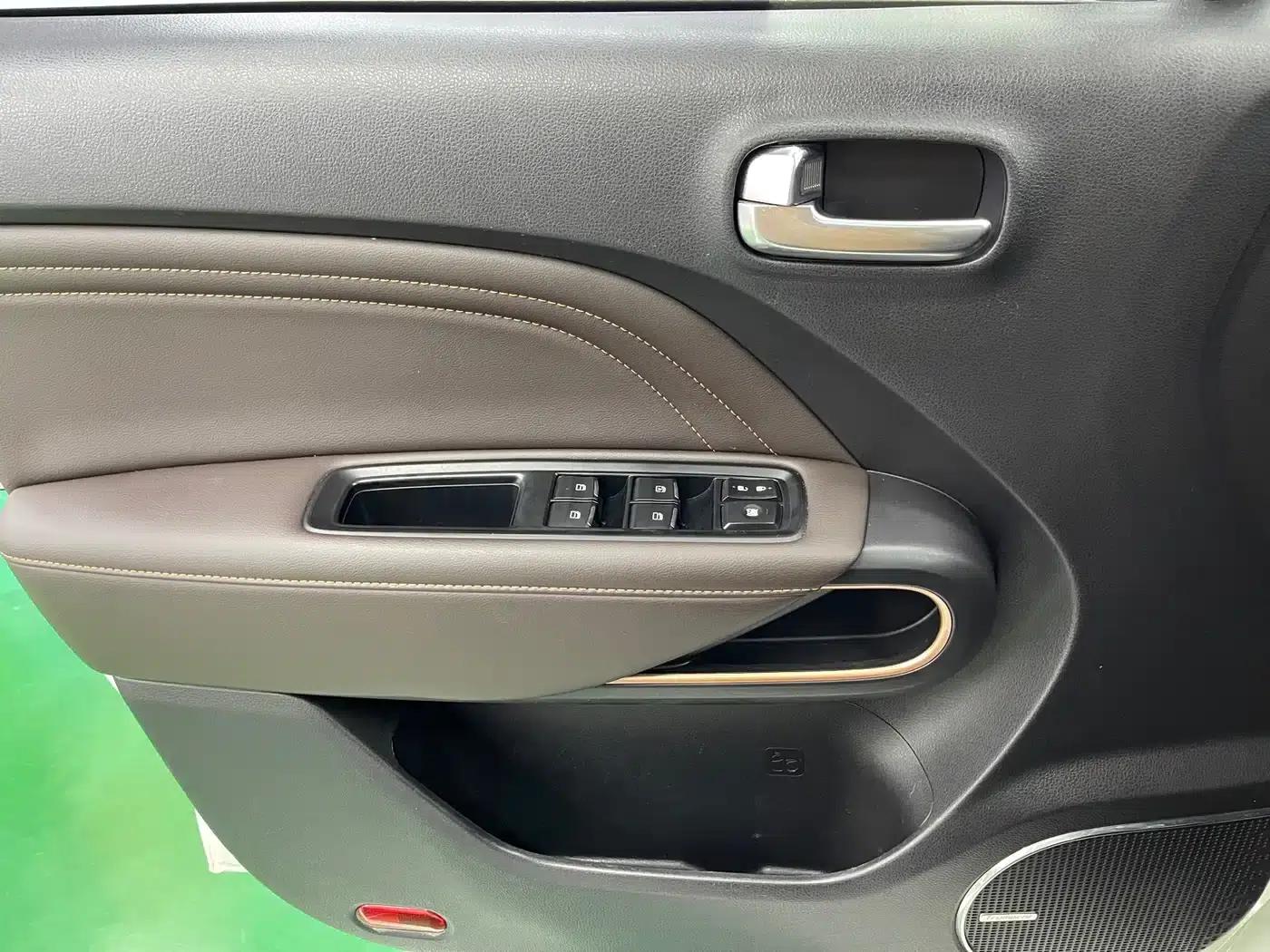 Trumpchi GE3 2018 530 Internet Enjoyment Edition — миниатюра 19