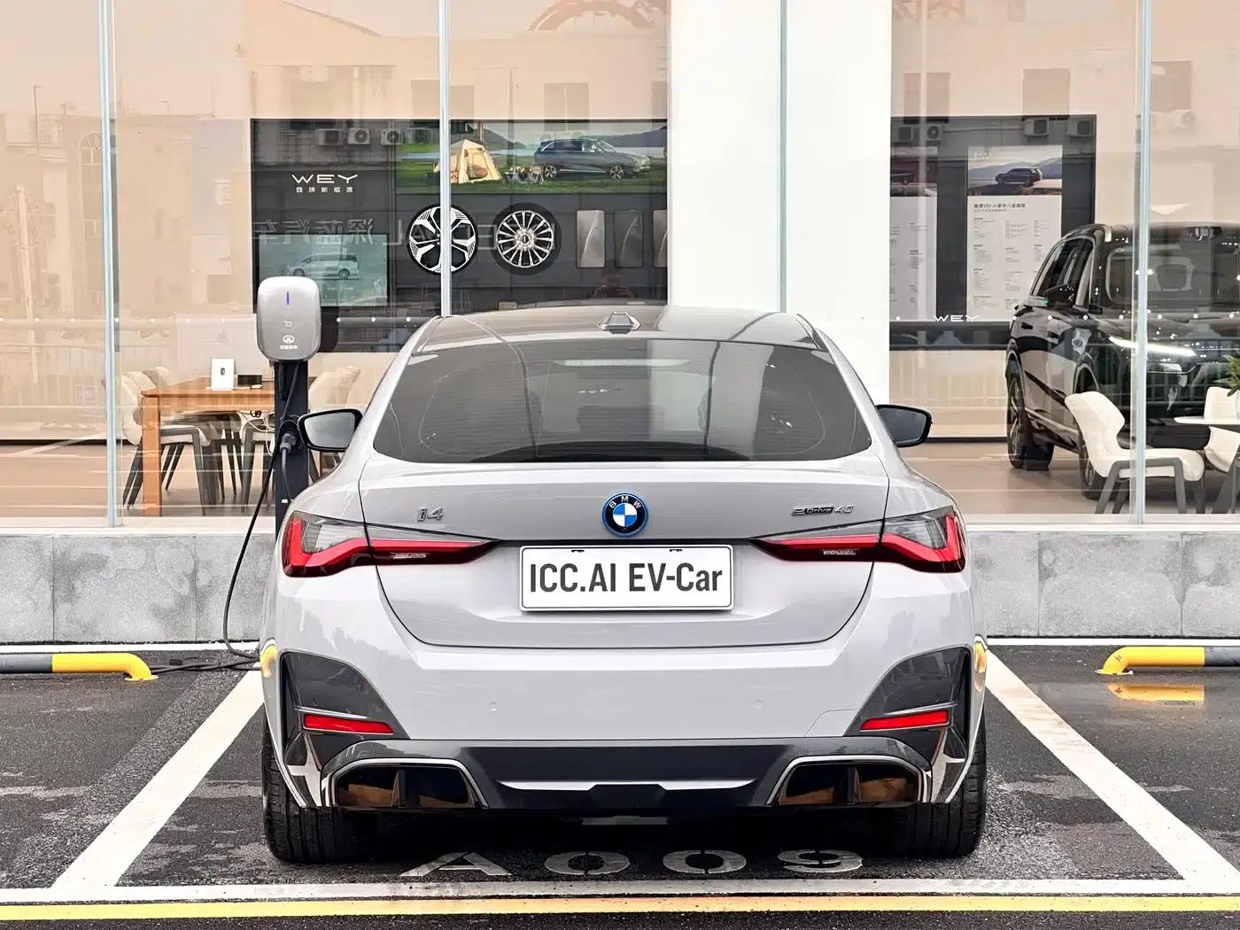 BMW i4 2023 eDrive35 — миниатюра 19