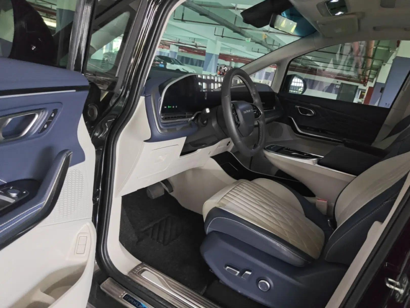 SAIC MAXUS G90 2022 2.0T Interstellar Seven-Seater — миниатюра 18
