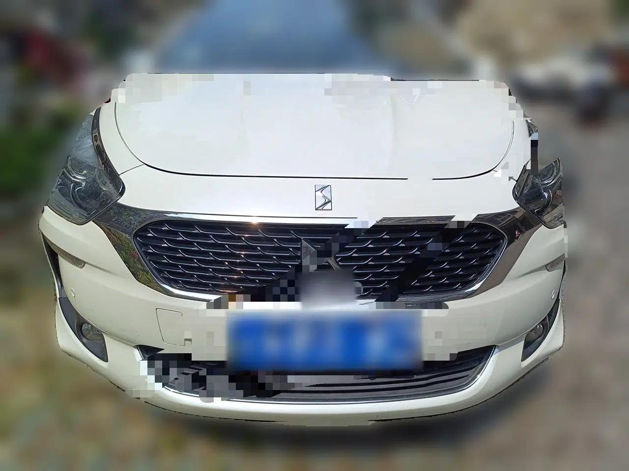DS 5 2015 1.6T Luxury Edition THP160 — миниатюра 2