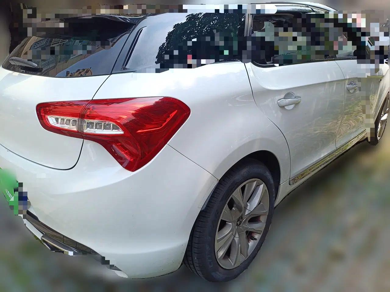 DS 5 2015 1.6T Luxury Edition THP160 — миниатюра 6