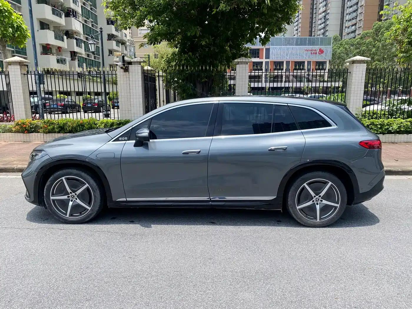 Mercedes-Benz EQS SUV 2023 450 4MATIC Pioneer Edition — миниатюра 4