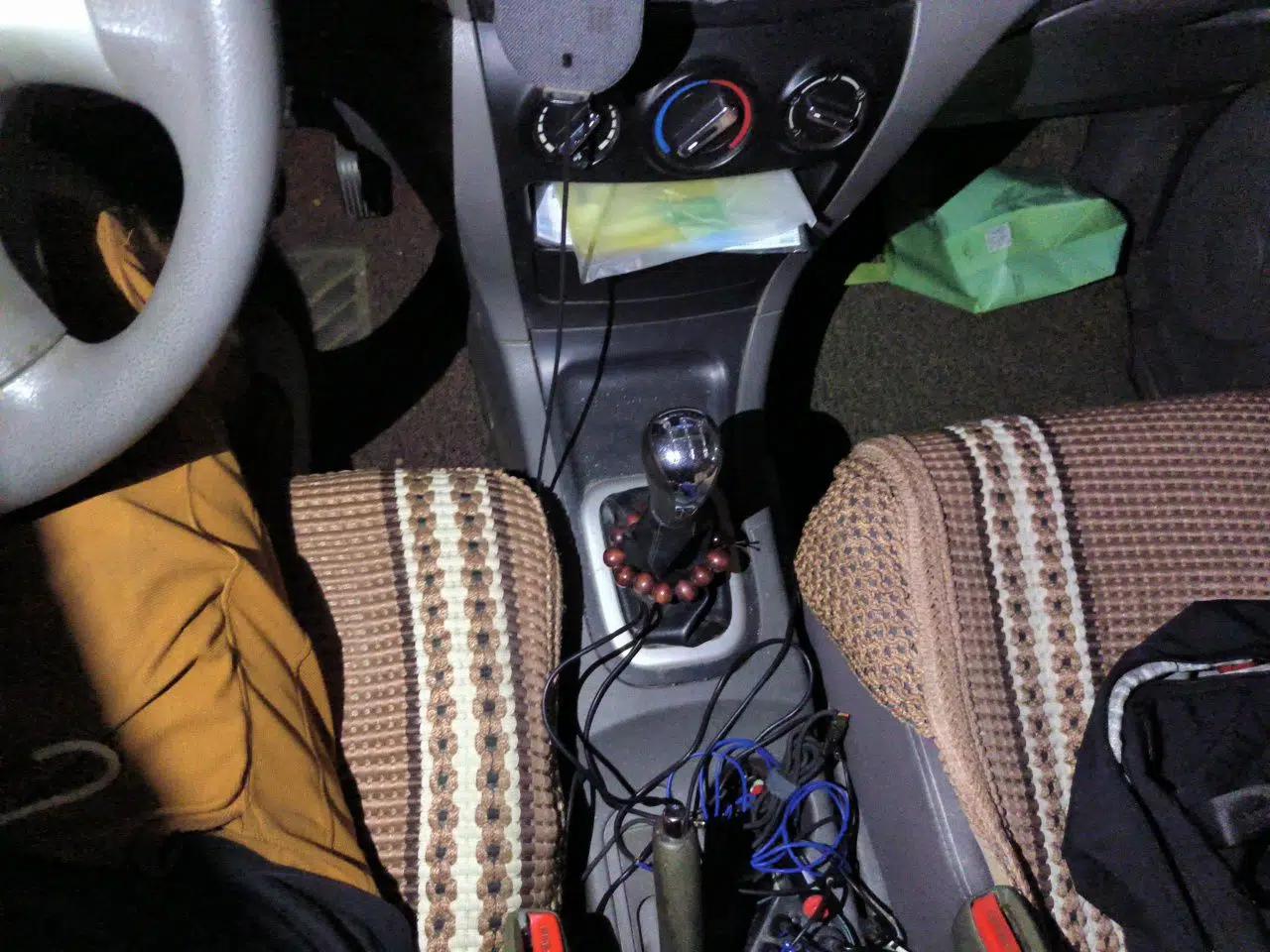 Dongfeng Shuaike 2014 1.6L Manual Luxury 7-Seater China V Standard — миниатюра 14