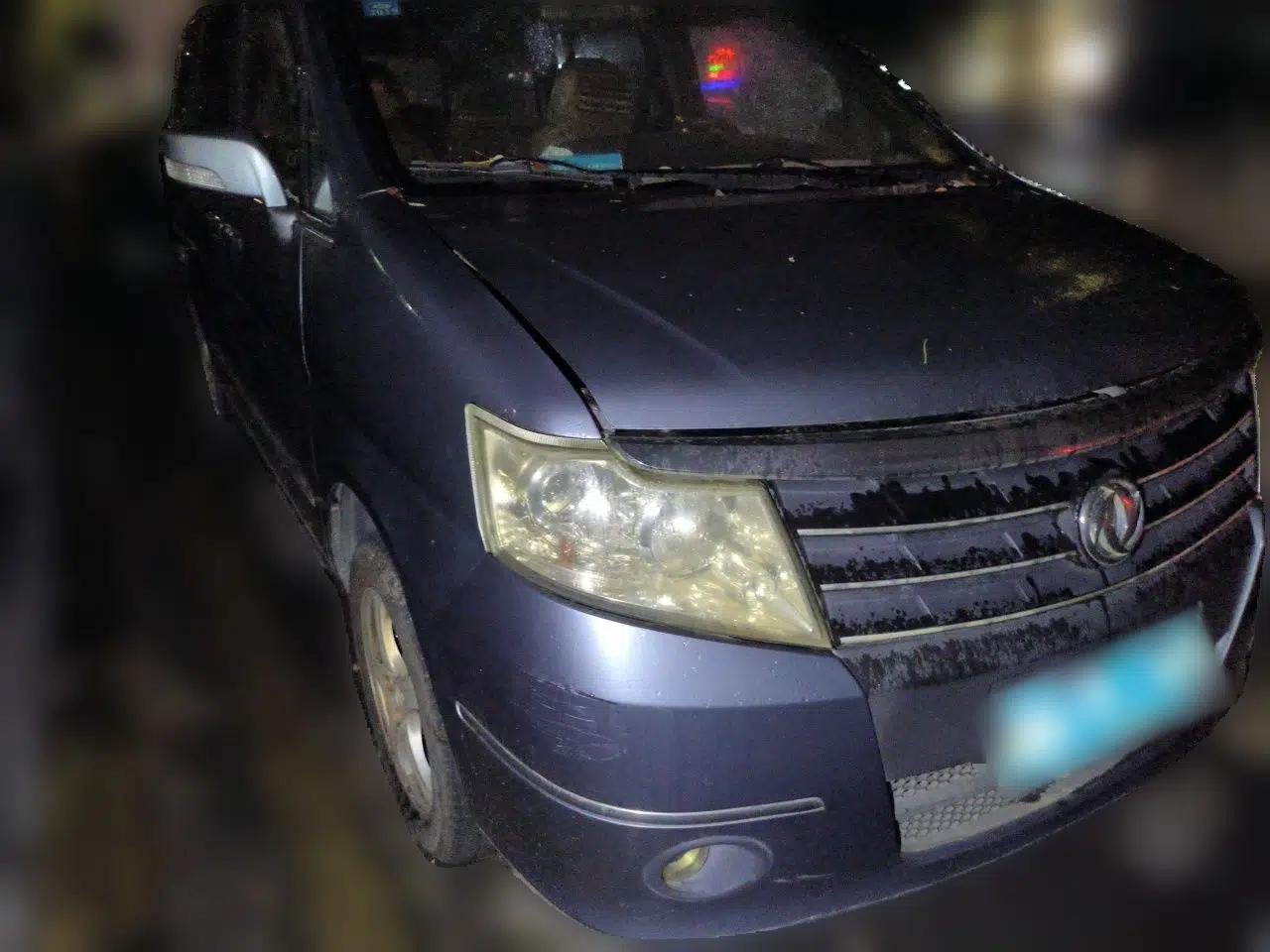 Dongfeng Shuaike 2014 1.6L Manual Luxury 7-Seater China V Standard — миниатюра 3
