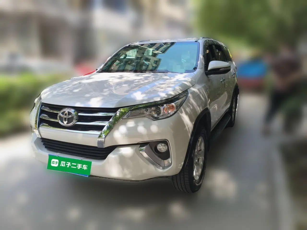 Toyota Fortuner 2016 2.7L Middle East Version — миниатюра 1