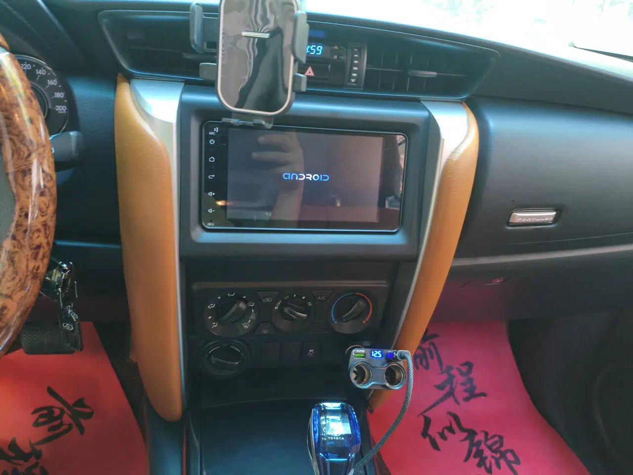 Toyota Fortuner 2016 2.7L Middle East Version — миниатюра 13
