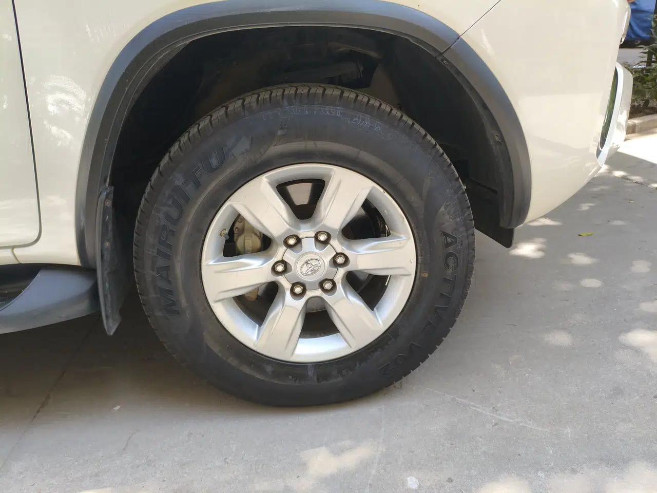 Toyota Fortuner 2016 2.7L Middle East Version — миниатюра 8