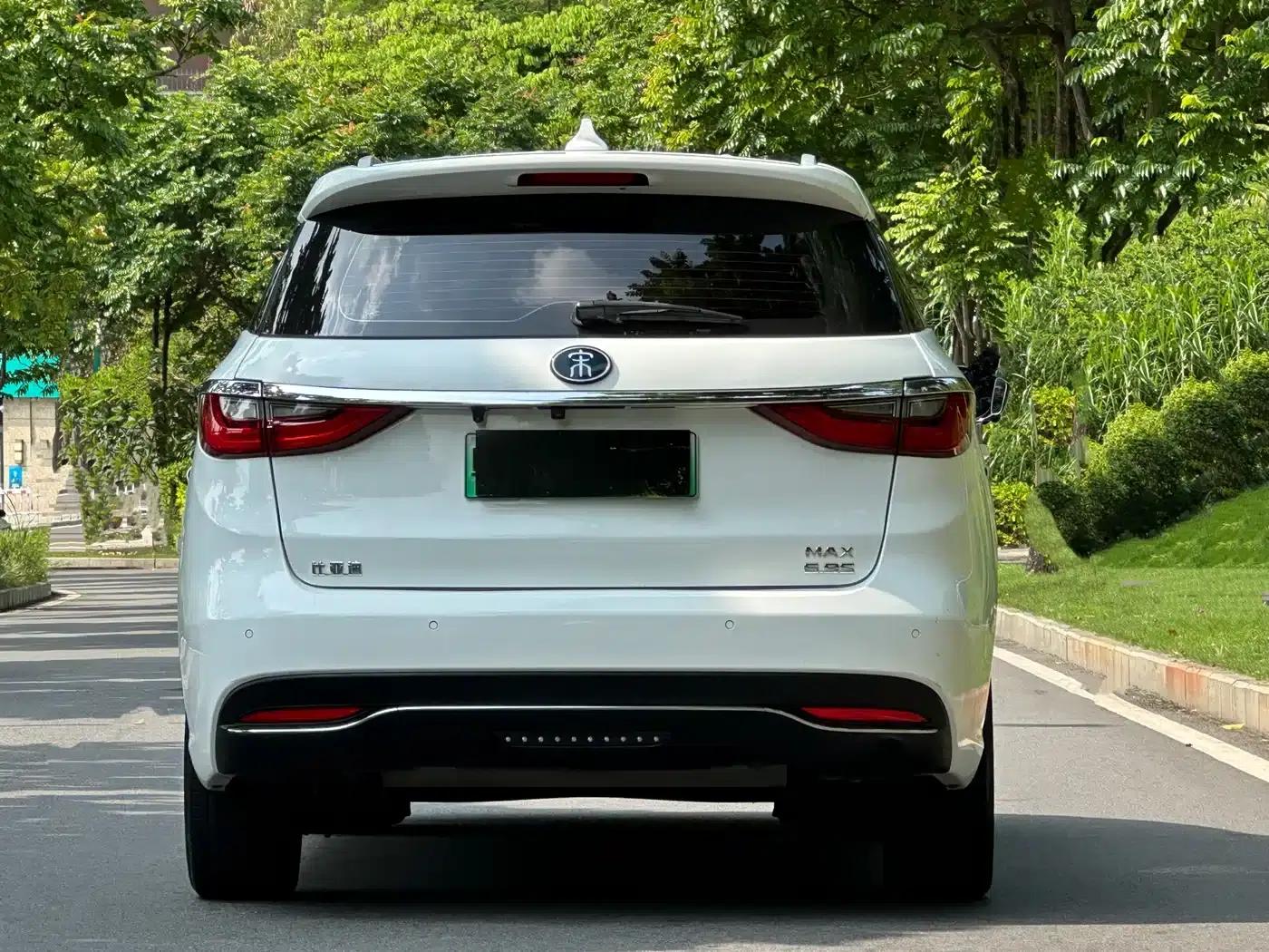 Song MAX New Energy 2019 DM 1.5T Intelligent Enjoyment 6-seater National VI Emission Standard — миниатюра 4