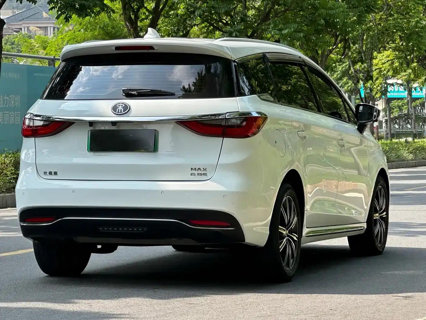 Song MAX New Energy 2019 DM 1.5T Intelligent Enjoyment 6-seater National VI Emission Standard — миниатюра 5