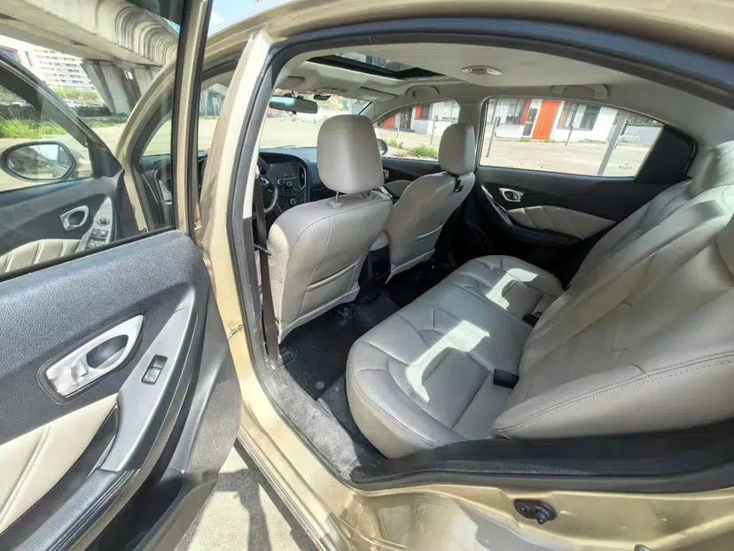 GAC Trumpchi GA3S Vision 2014 1.6L Automatic Luxury ESP Version — миниатюра 29