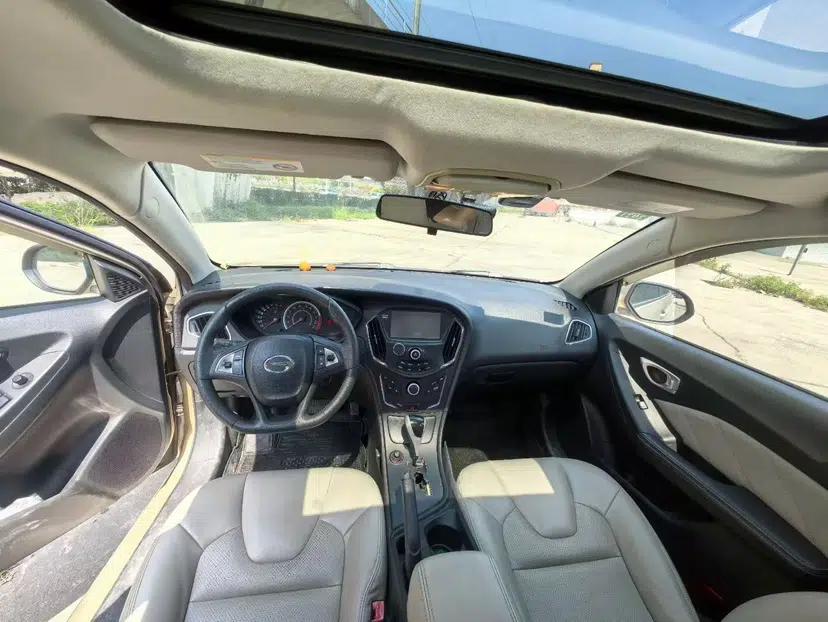 GAC Trumpchi GA3S Vision 2014 1.6L Automatic Luxury ESP Version — миниатюра 30