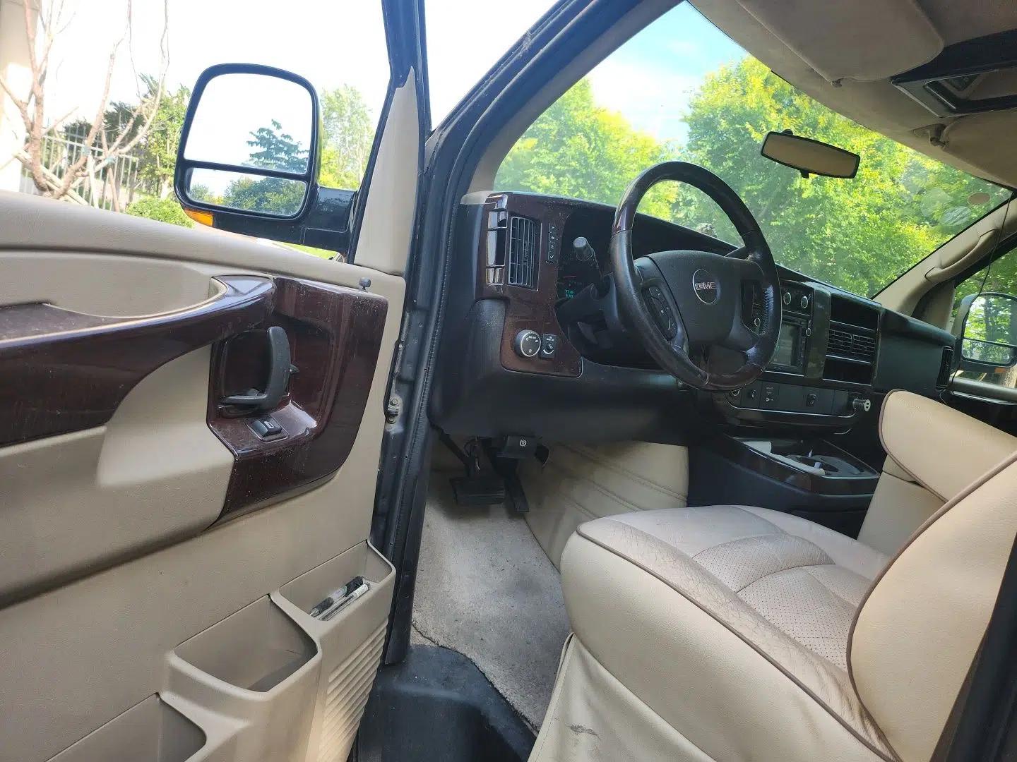 GMC SAVANA — миниатюра 16