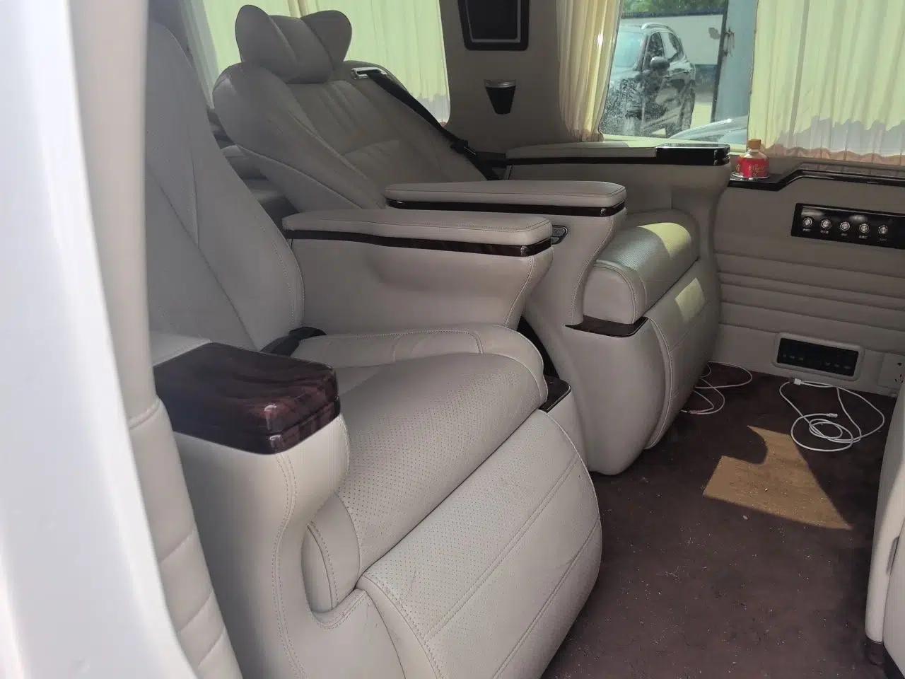 GMC SAVANA — миниатюра 17