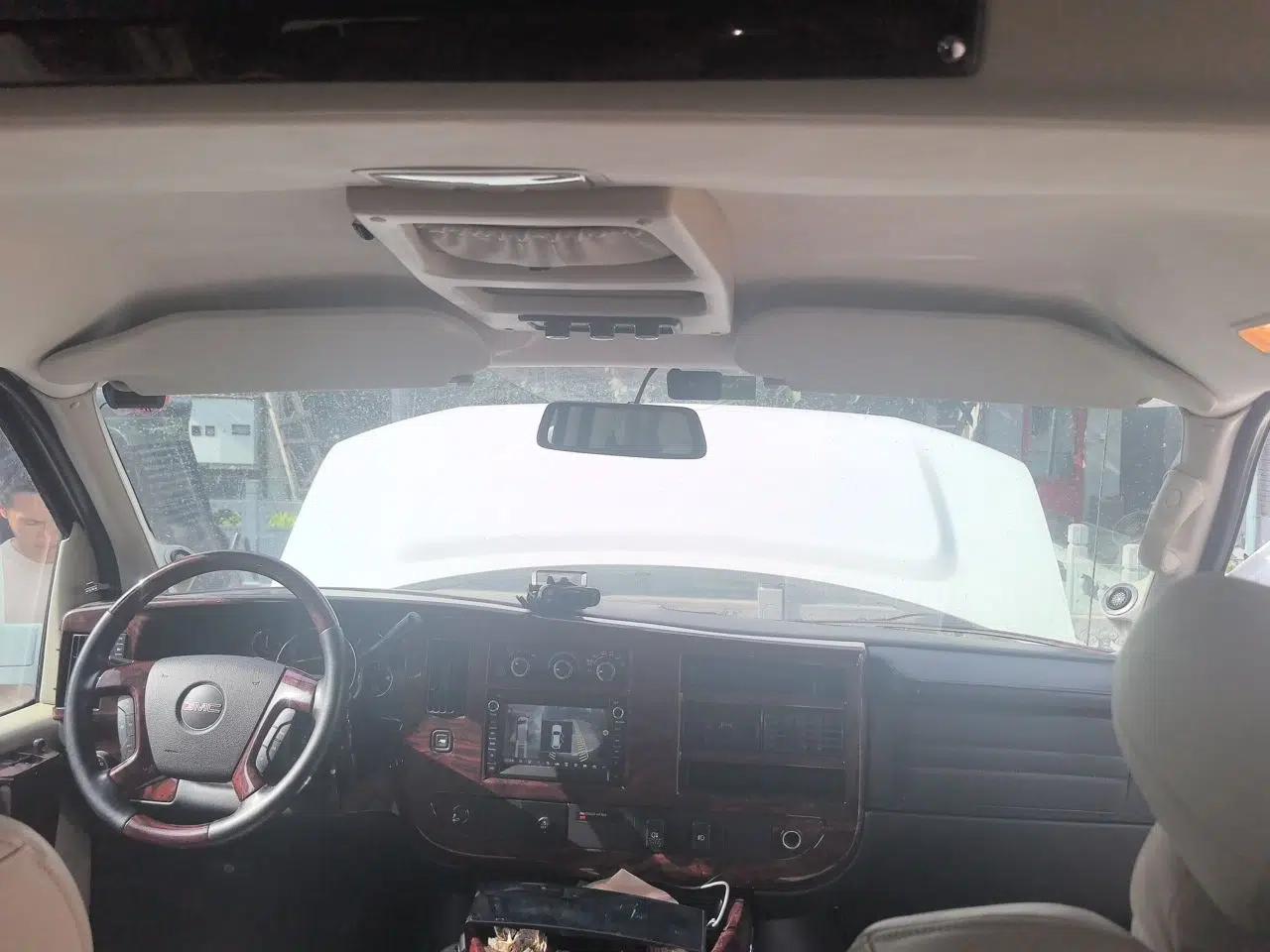 GMC SAVANA — миниатюра 18