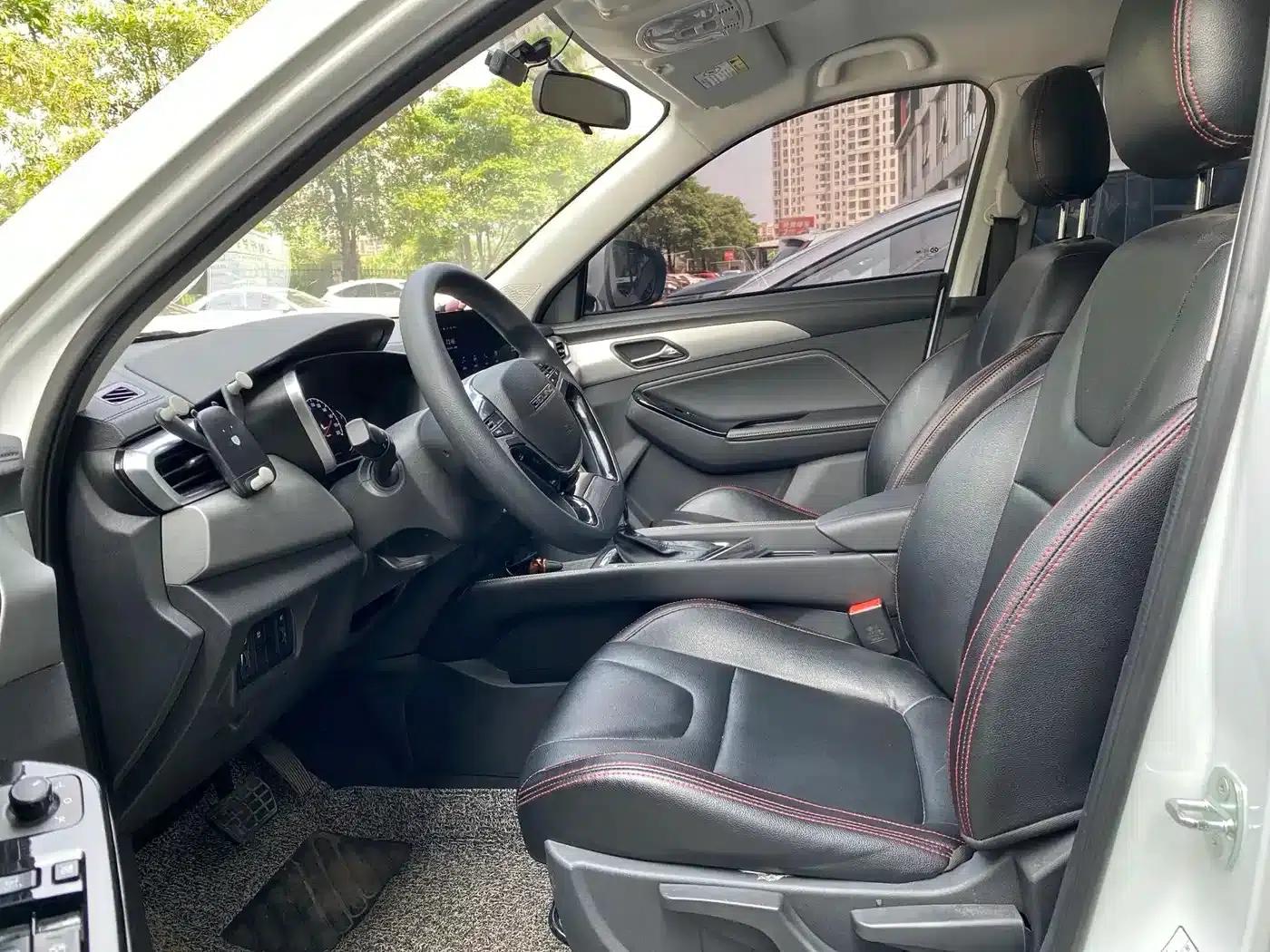 Beijing X3 2019 1.5T CVT Glory Edition — миниатюра 8