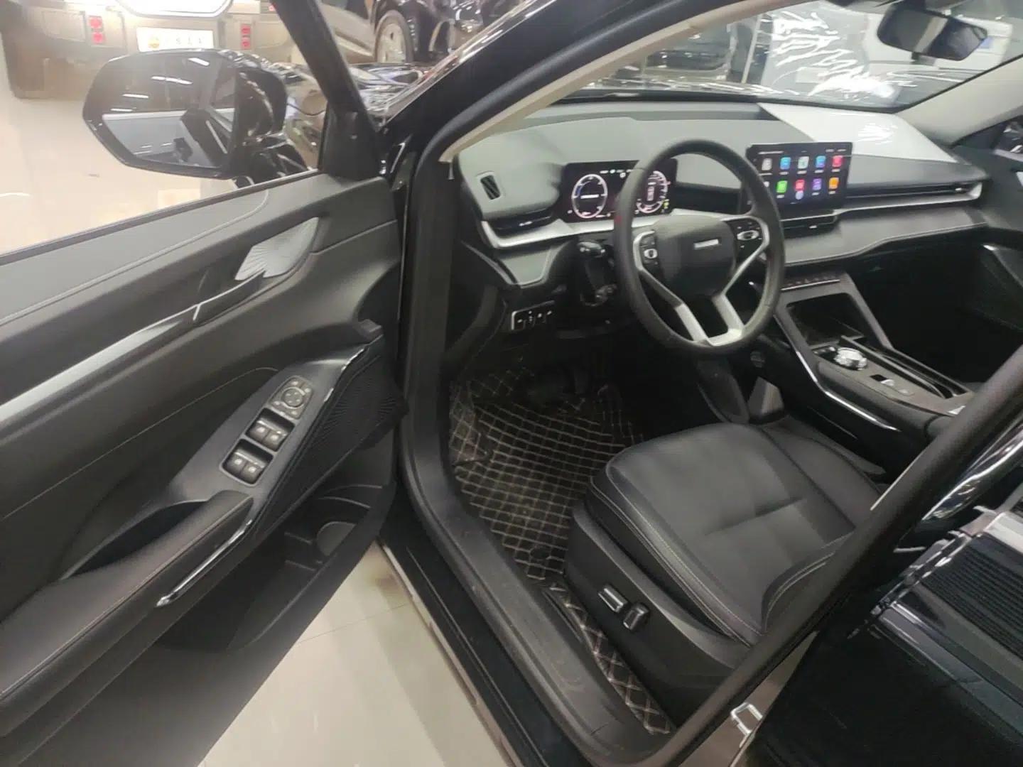 Haval H6 New Energy 2023 DHT-PHEV 110KM Long-Range Edition — миниатюра 18