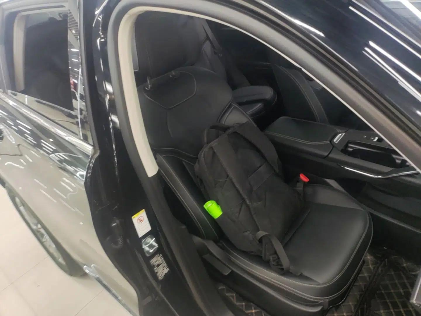 Haval H6 New Energy 2023 DHT-PHEV 110KM Long-Range Edition — миниатюра 19