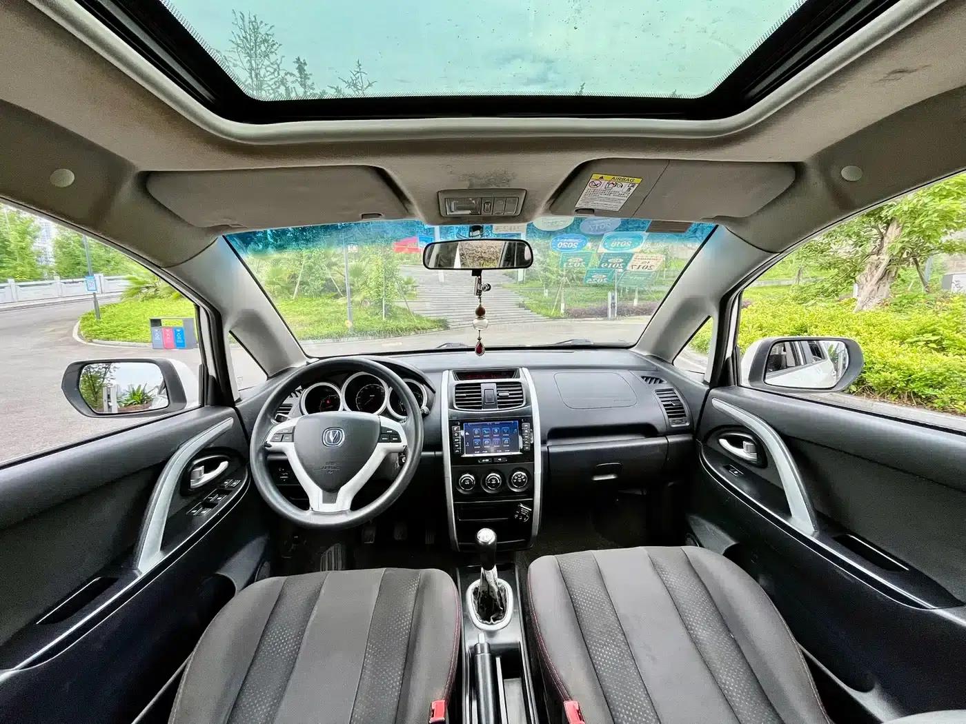 Changan CX20 2014 1.4L Manual Sunroof Navigation Edition (National V Emission Standard) — миниатюра 12