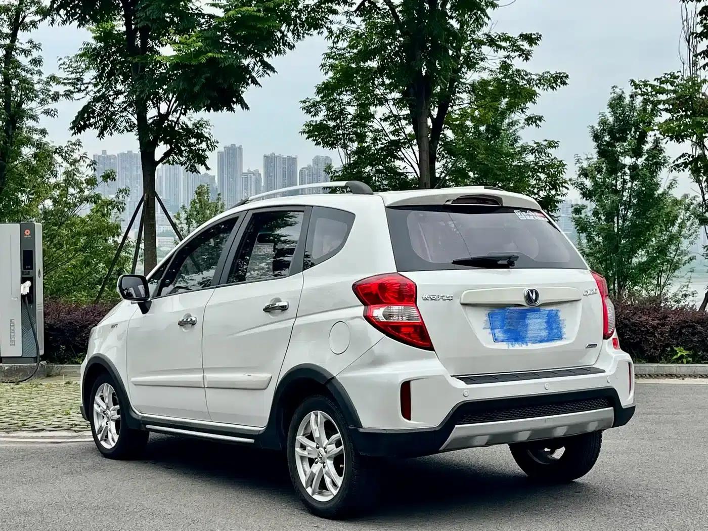 Changan CX20 2014 1.4L Manual Sunroof Navigation Edition (National V Emission Standard) — миниатюра 17