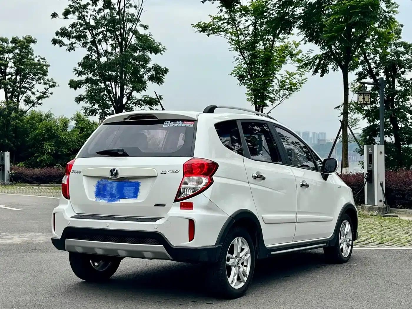 Changan CX20 2014 1.4L Manual Sunroof Navigation Edition (National V Emission Standard) — миниатюра 18