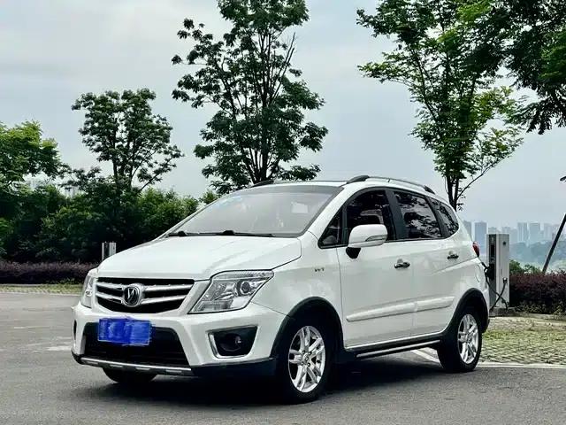 Changan CX20 2014 1.4L Manual Sunroof Navigation Edition (National V Emission Standard)
