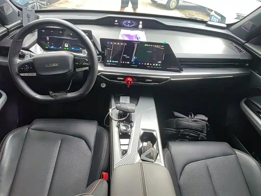 Changan Oushang Z6 New Energy 2022 Blue Whale iDD 150KM Flagship PLUS Smart Parking Edition — миниатюра 10