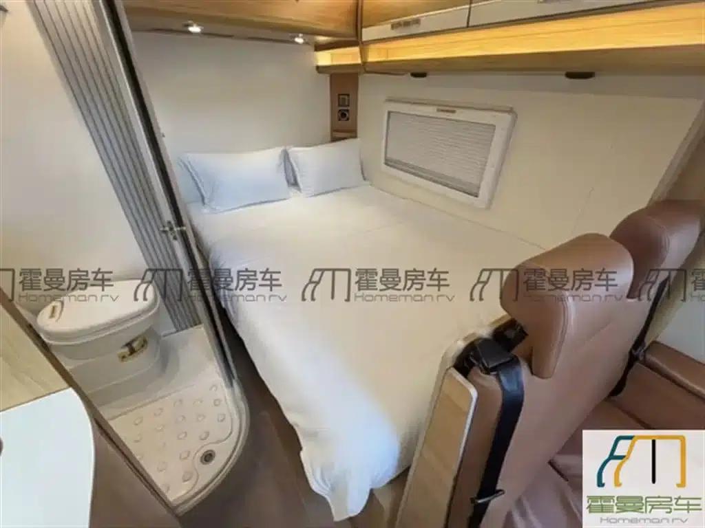 SAIC MAXUS V80 C-type motorhome, 2017 model, 2.5T automatic. — миниатюра 11