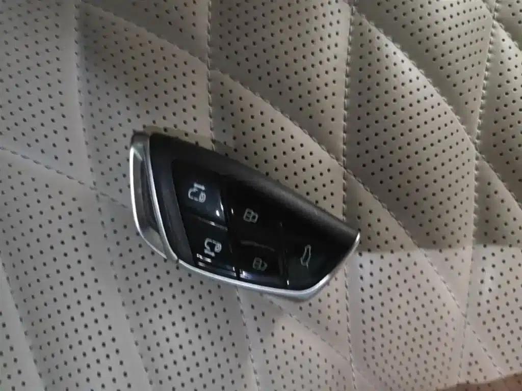 Maxus G90 2022 2.0T Interstellar 7-Seater Edition — миниатюра 9