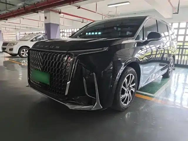 Maxus G90 2022 2.0T Interstellar 7-Seater Edition