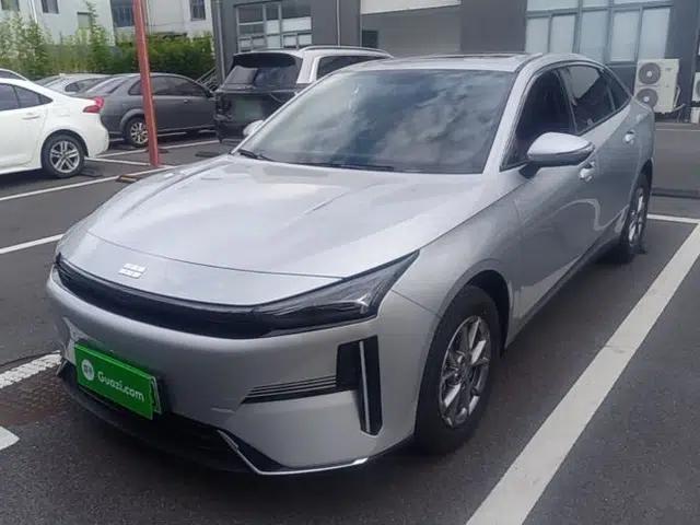 Geely Galaxy L6 2025 EM-i 60km Exploration Edition