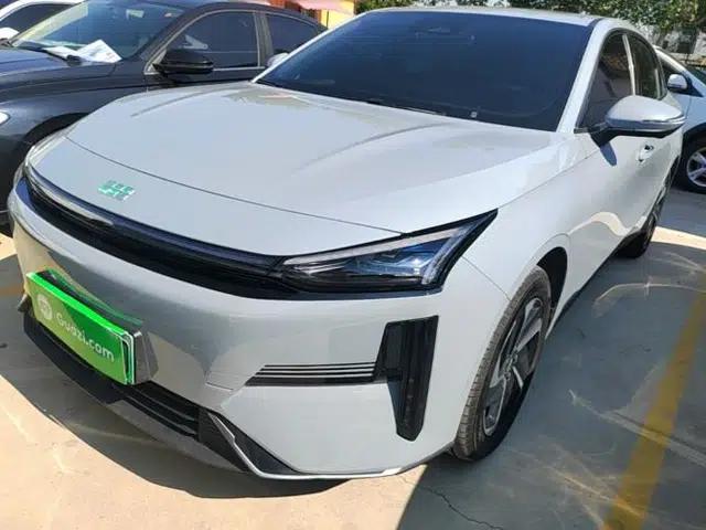 Geely Galaxy L6 2025 EM-i 140km Explorer+ Edition