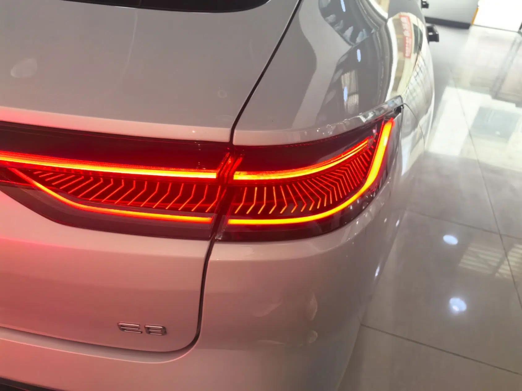 Geely Galaxy E8 2025 700 km Long-Range Intelligent Driving Version — миниатюра 9