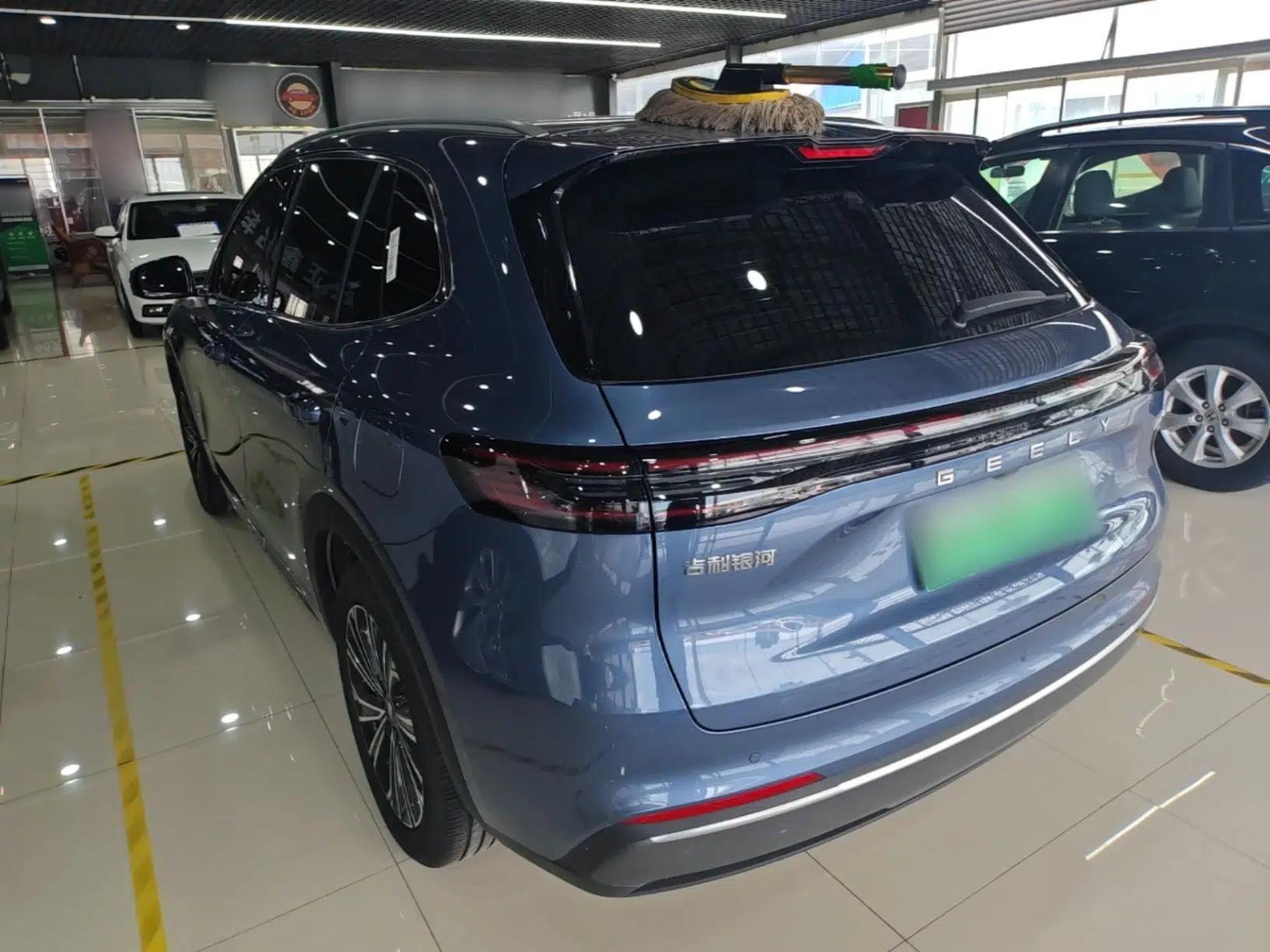Geely Galaxy Xingjian 7 EM-i 2025 120km Exploration+ Version — миниатюра 13