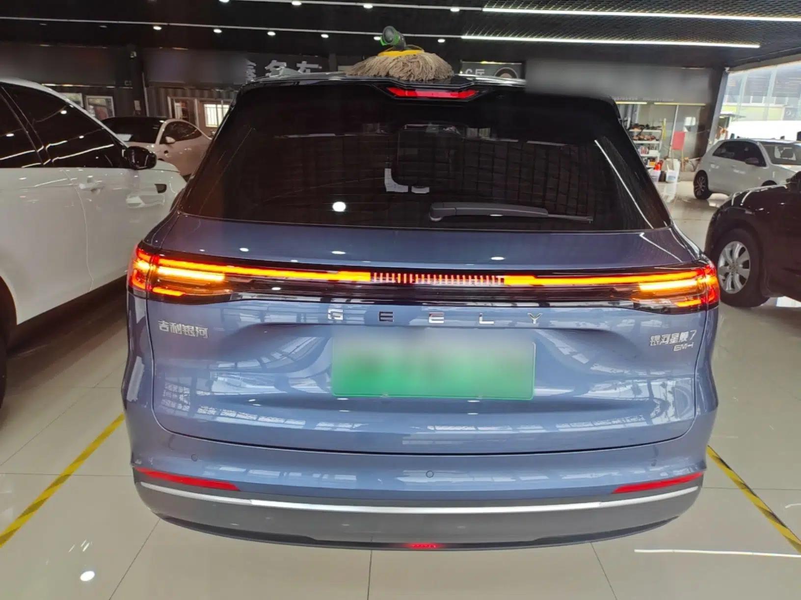Geely Galaxy Xingjian 7 EM-i 2025 120km Exploration+ Version — миниатюра 5