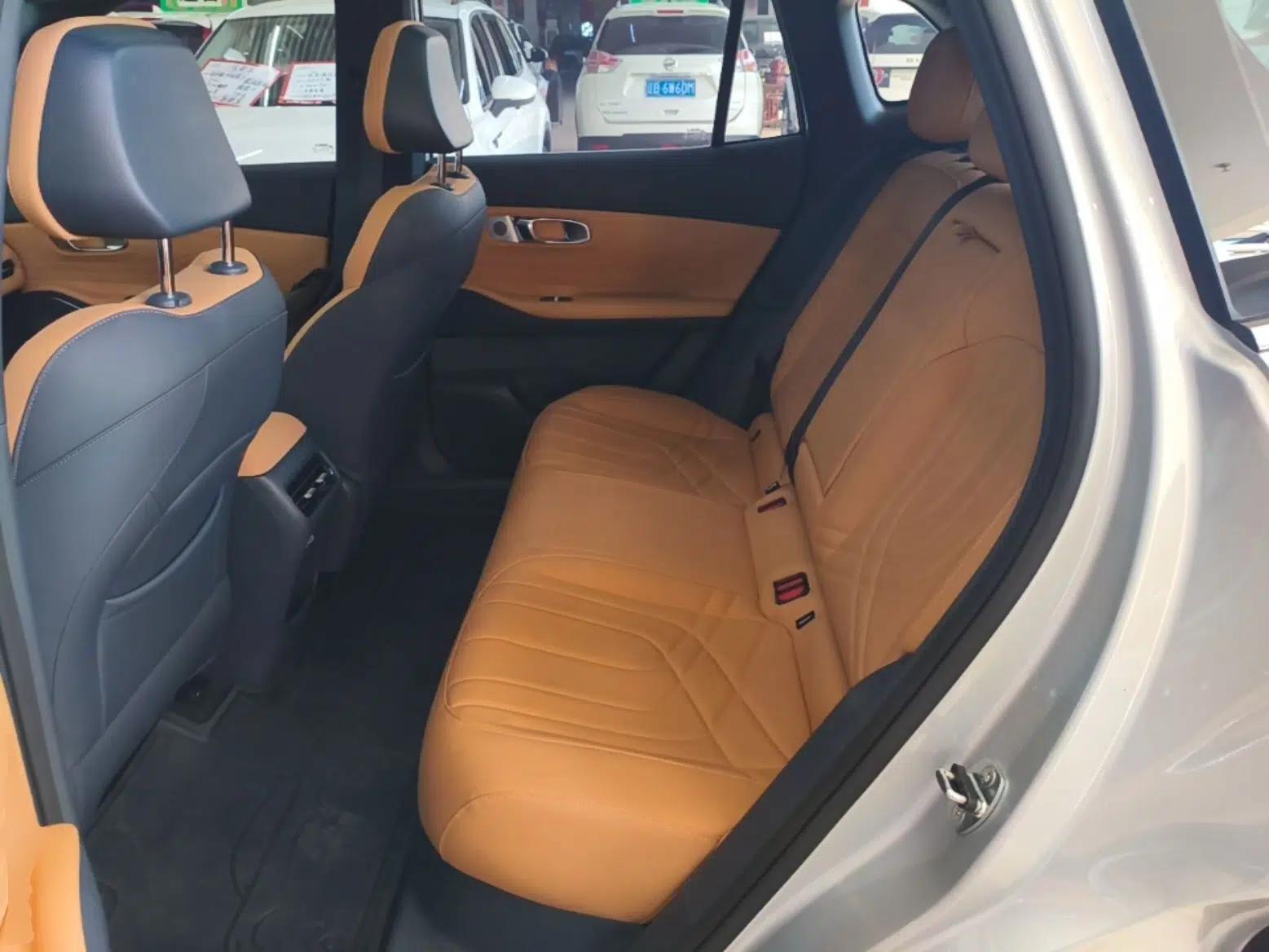 Geely Galaxy Xingjian 7 EM-i 2025 120km Exploration+ Version — миниатюра 20