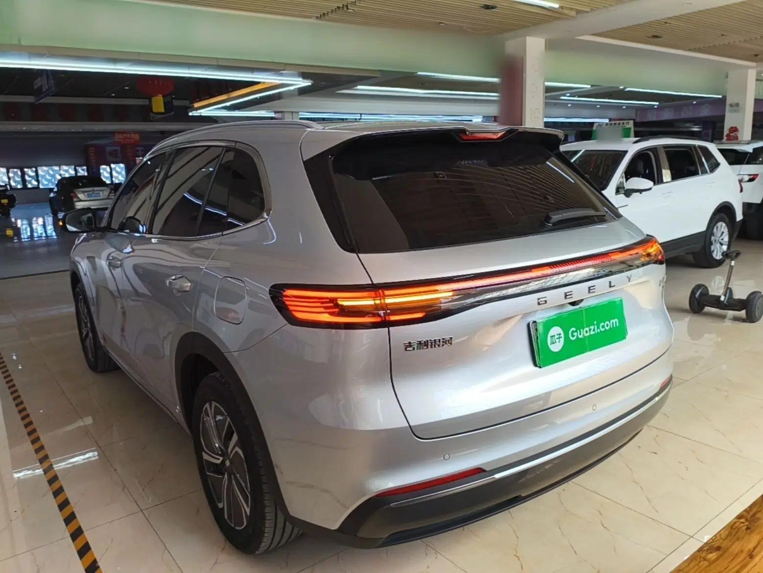 Geely Galaxy Xingjian 7 EM-i 2025 120km Exploration+ Version — миниатюра 4