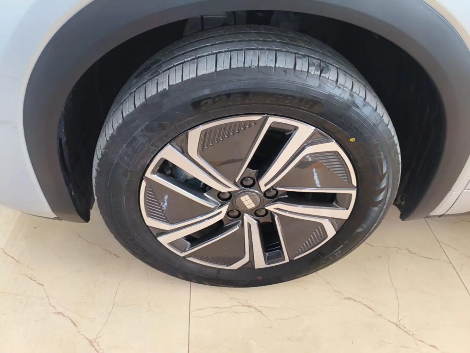 Geely Galaxy Xingjian 7 EM-i 2025 120km Exploration+ Version — миниатюра 10