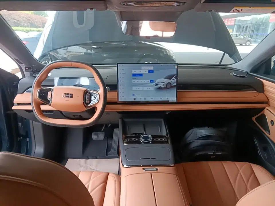 Geely Galaxy 8 2025 130km EM-P Exploration Edition — миниатюра 12