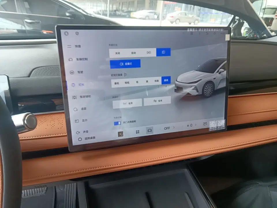 Geely Galaxy 8 2025 130km EM-P Exploration Edition — миниатюра 15