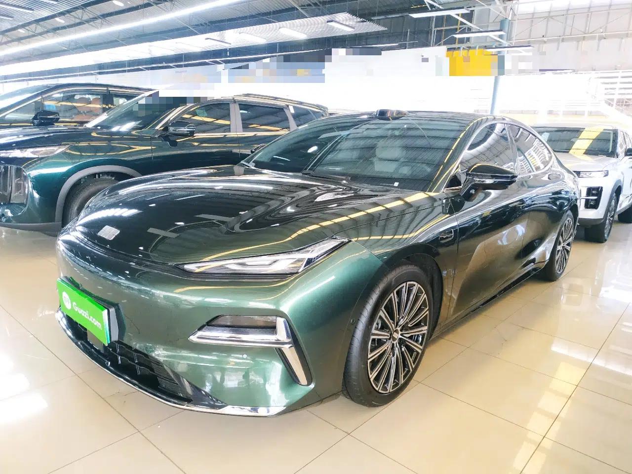 Geely Galaxy 8 2025 130km EM-P Starship Edition — миниатюра 1