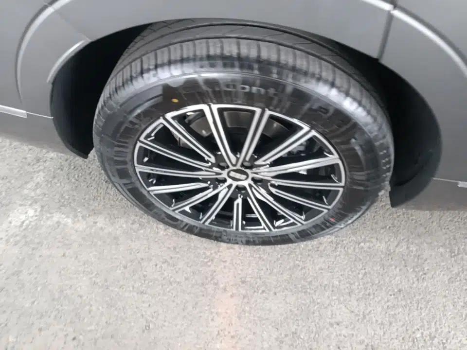 Geely Galaxy M9 2025 Model 230km Two-Wheel-Drive Exploration Edition — миниатюра 11